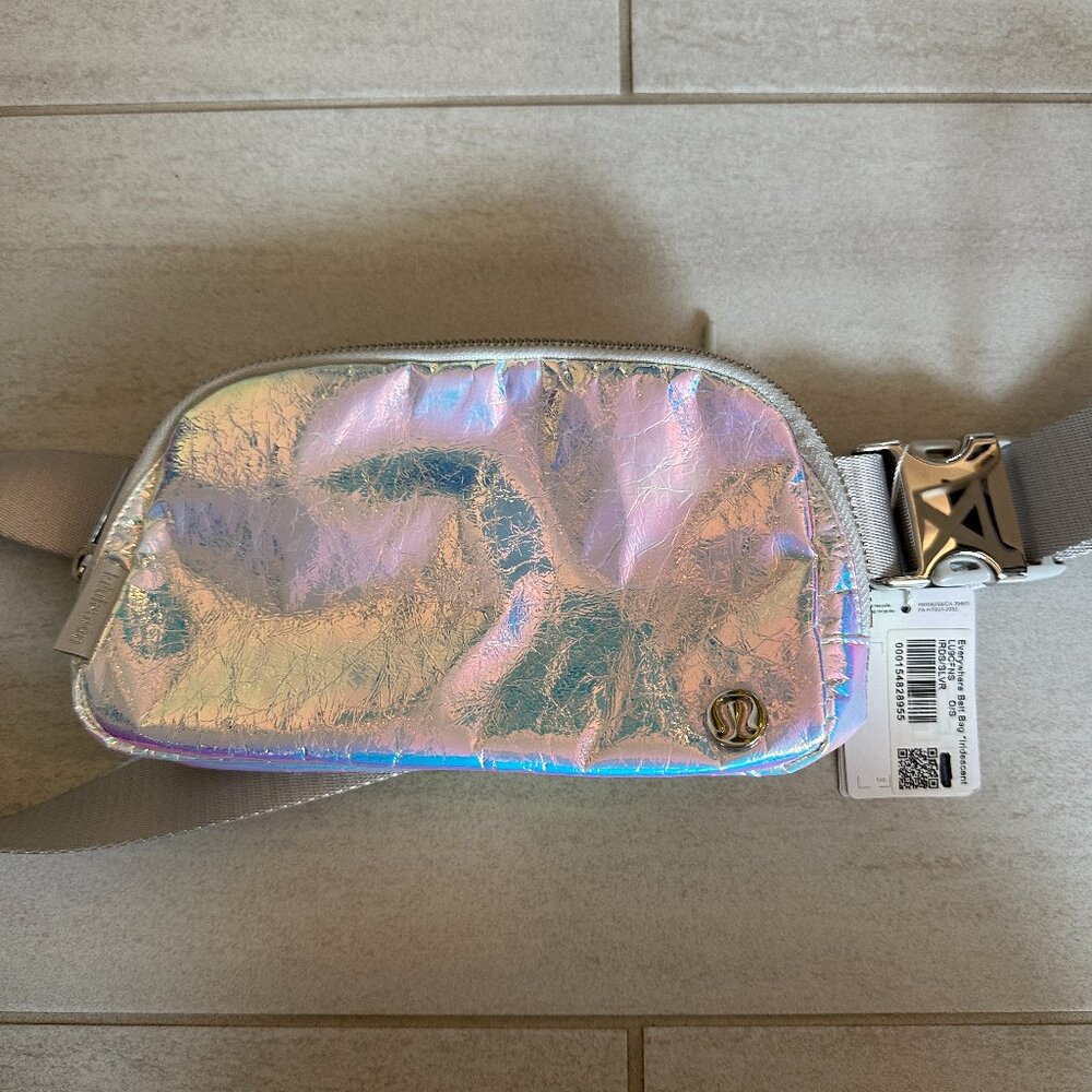 Lululemon Everywhere Belt Bag - Iridescent (Brand New with tags) - NWT